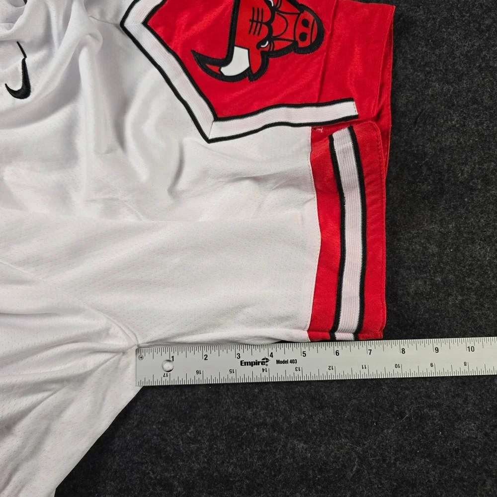 Nike Chicago Bulls NBA Authentic Basketball Shorts White Red Men's Size 48